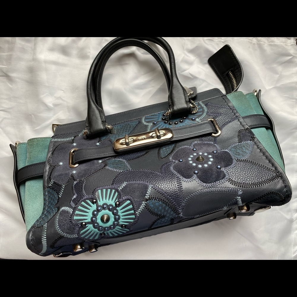 Coach Swagger 27 w/ Patchwork Tea Rose & Snakeskin